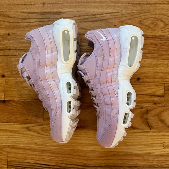 NIB*Womens NIKE AIR MAX 95 Premium *size 7 - Picture 5 of 13